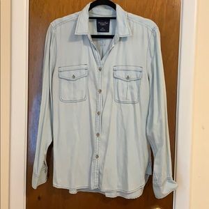 American Eagle “Chambray” style button up shirt
